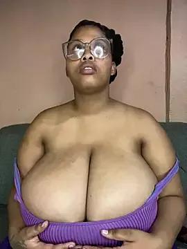 NonoGotBoobies from StripChat