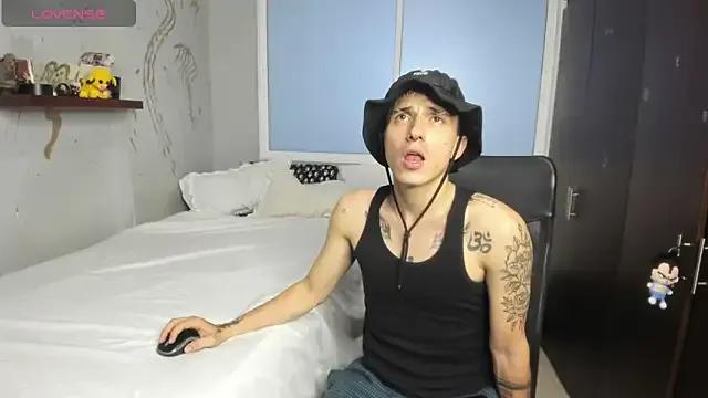 Noxx_starkK from StripChat is Freechat