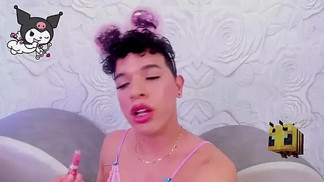 OliverScott_ from StripChat is Freechat