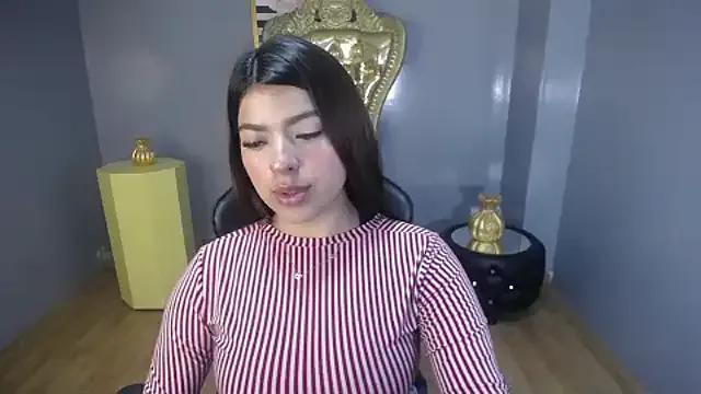 olivia_grenville_t from StripChat is Freechat