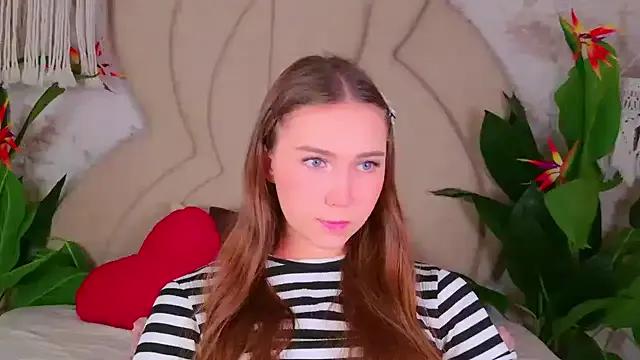 Checkout girls naked models with similar nickname. Cute sexy Free Models.