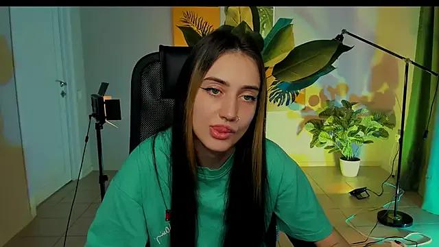 Checkout girls naked models with similar nickname. Cute sexy Free Models.