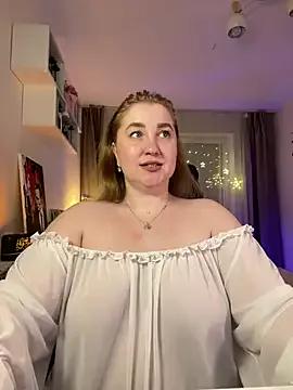 ollydoll92 from StripChat
