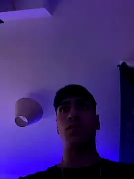 onlymoney18k from StripChat is Freechat
