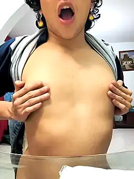 OpaloBlue from StripChat is Freechat