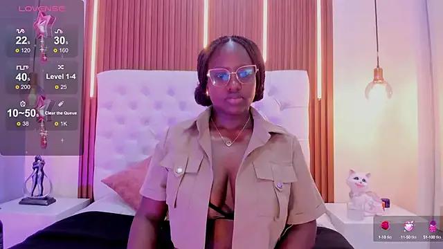 Oshun_Evans from StripChat