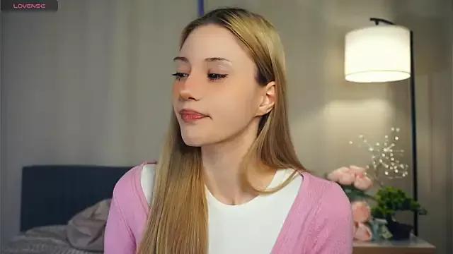OttilieHeckIer from StripChat