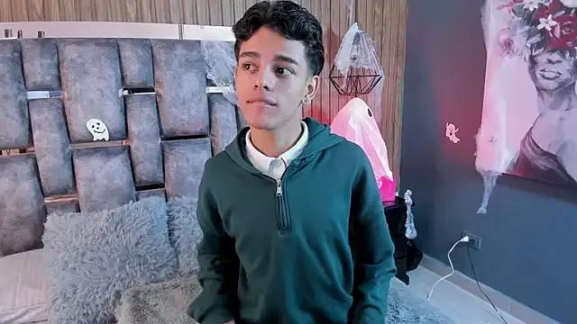 owen__johnson from StripChat is Freechat