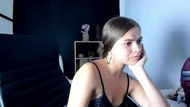 Checkout girls naked models with similar nickname. Cute sexy Free Models.