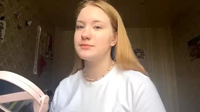 PandaFluff from StripChat is Freechat