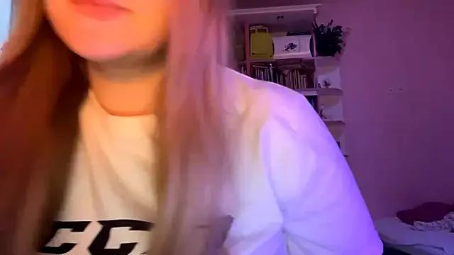 PandaFluff from StripChat is Freechat