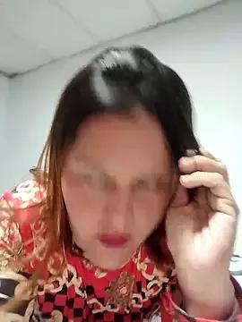 Paola-Lond from StripChat is Freechat