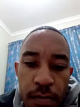 Papi_long_dick from StripChat is Freechat