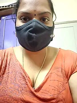 Paru_Tamil_Ponnu from StripChat is Freechat