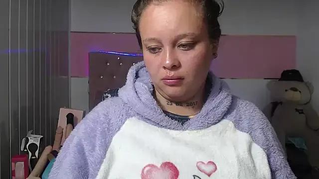 Checkout girls naked models with similar nickname. Cute sexy Free Models.