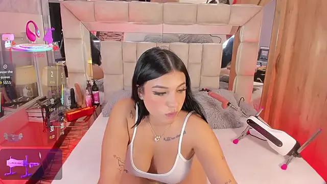 PAULETEJOHNSON from StripChat is Freechat