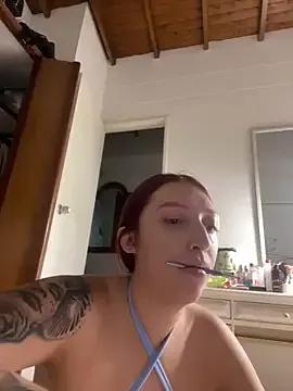 Paulina-Wells from StripChat is Freechat