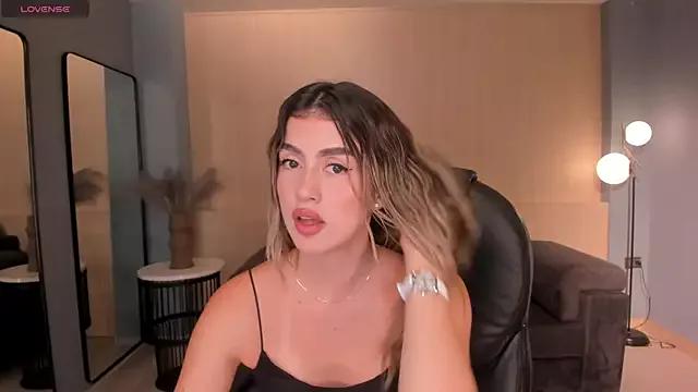 Checkout girls naked models with similar nickname. Cute sexy Free Models.