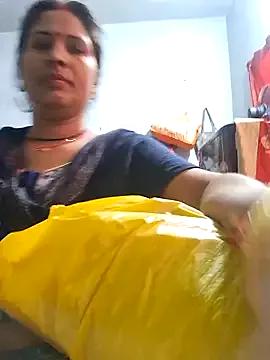 payal_queen from StripChat
