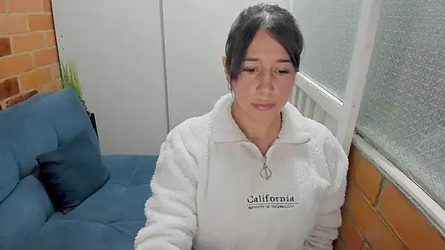 Penelope47 from StripChat