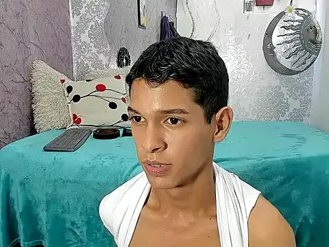 peter_xs from StripChat is Freechat