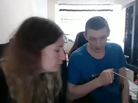 PeterAndJen from StripChat is Freechat