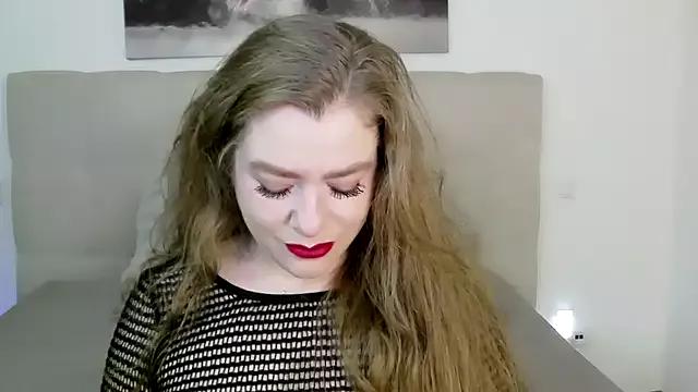 PetersEmily from StripChat is Freechat