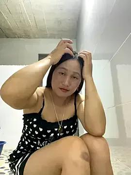 phungtiti from StripChat is Freechat
