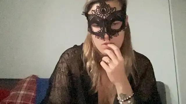 piccantina94 from StripChat is Freechat