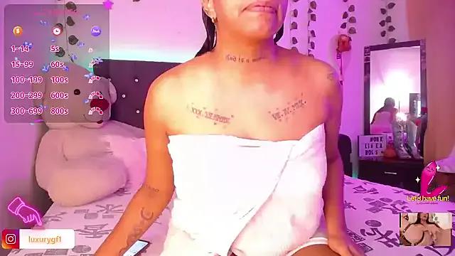 Pocahontaslovex from StripChat is Freechat