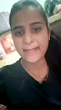 Poonam_Baby from StripChat is Freechat