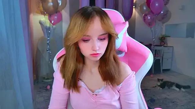 popjenny from StripChat is Freechat