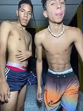 preston_and_slade from StripChat is Freechat