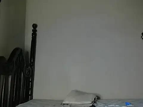 Prettie-Jay from StripChat is Freechat