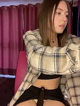 PrettyAmber from StripChat is Freechat