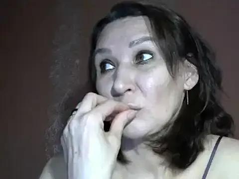 PrettyAndWild from StripChat is Freechat
