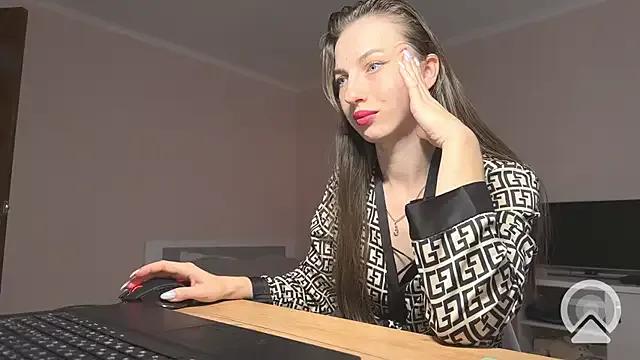 Prettyyy_Angel from StripChat is Freechat
