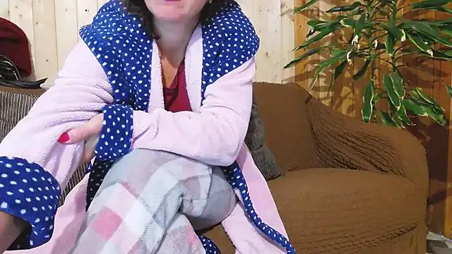 PublicMellyBigLabia from StripChat is Freechat