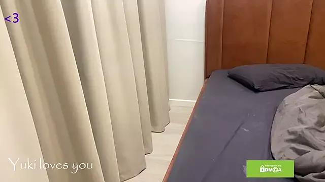 PurpleAsians from StripChat is Freechat