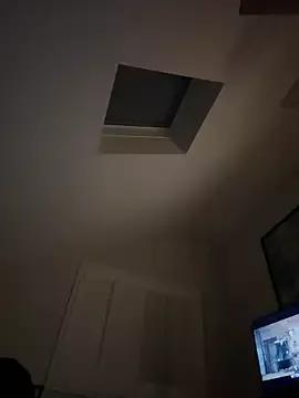 pussyaddict21 from StripChat