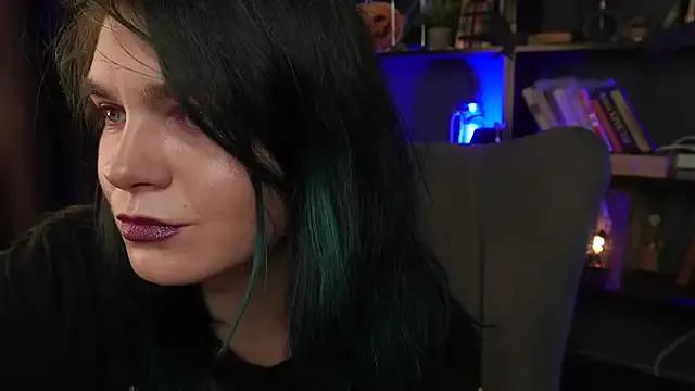 pussysauruss from StripChat is Freechat