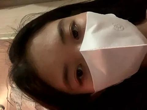 Q_Qia from StripChat