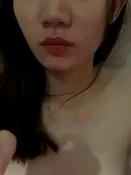 Q_Qia from StripChat