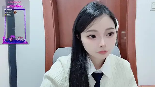 QQ88-99 on StripChat 