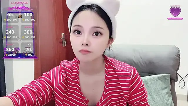 QQ88-99 on StripChat 