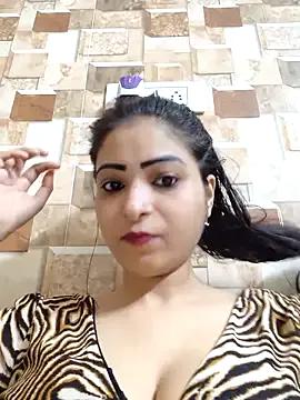 QUEEN-ADITI from StripChat is Freechat