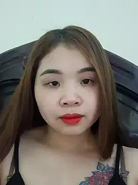 Queen-hot111 from StripChat is Freechat