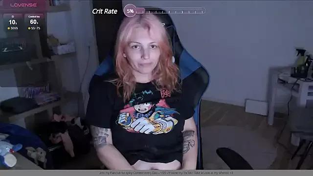 Queen-Rimi from StripChat