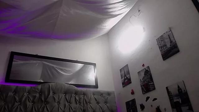 queen_23_king from StripChat