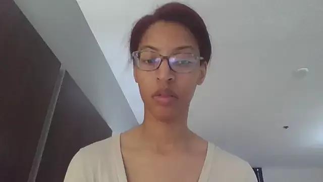 Queen_Lavish from StripChat